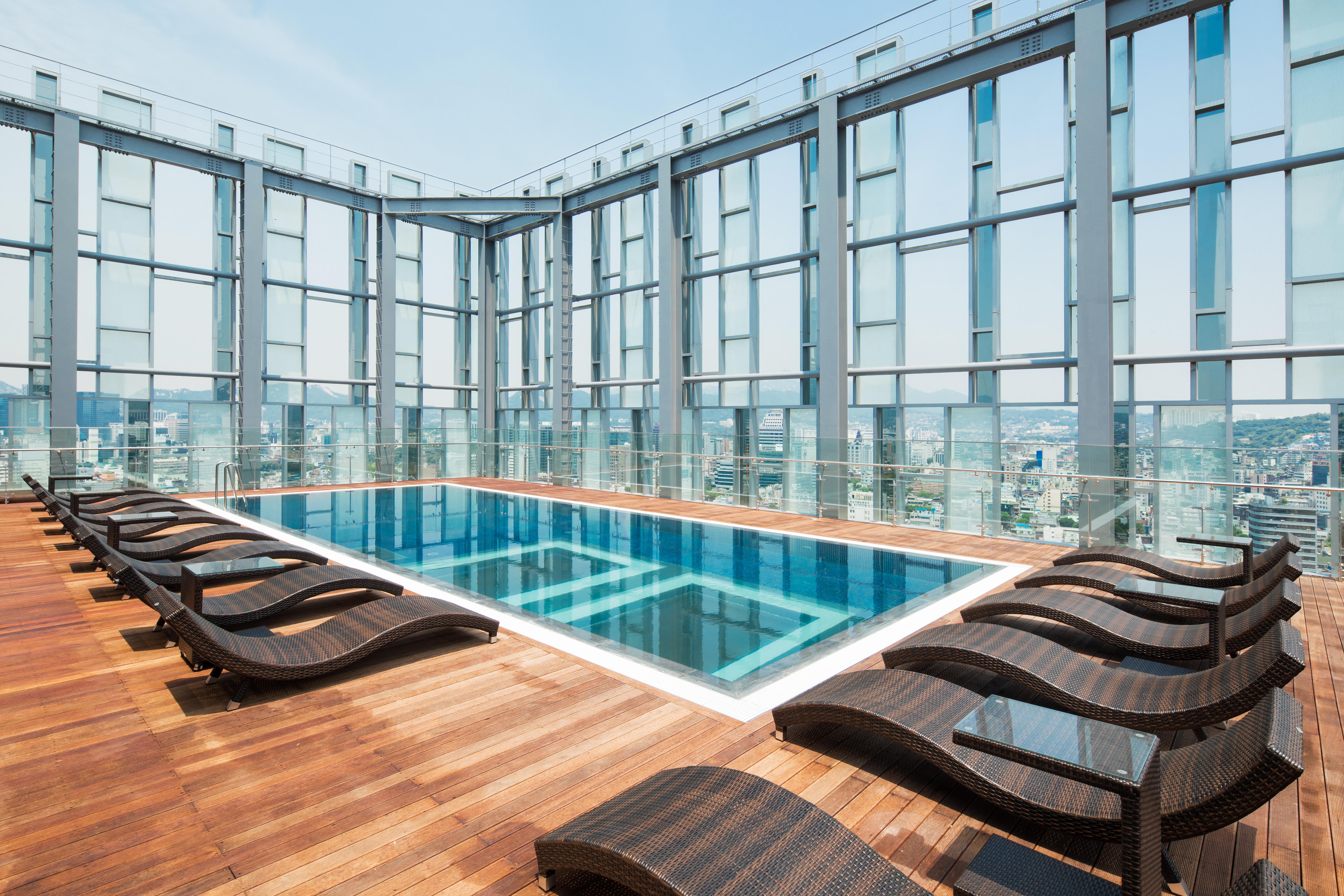 Novotel Ambassador Seoul Dongdaemun Hotels & Residences Экстерьер фото